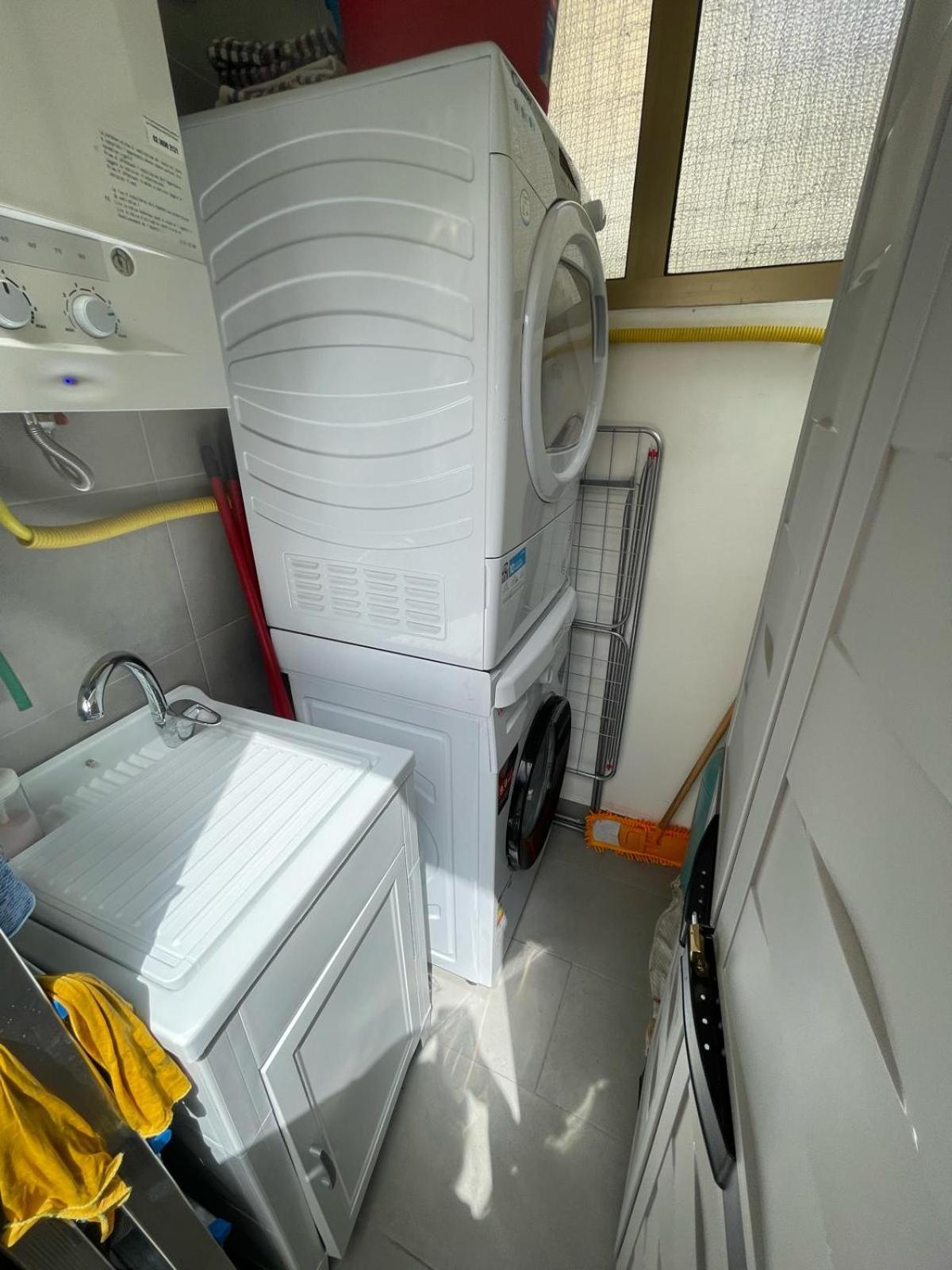 European Apartment - Town Center Self Check-In Катания Екстериор снимка